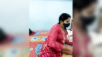 Indian Milf Stripping Online Exposing Her Body Publicly