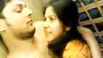 Young Mumbai Couple Making Out And Kissing In Public Park