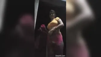 Naughty Bhabhi Filming Herself Completely Nude In The Bathroom