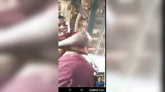 Tamil Babe Stripping And Showing Her Tits On Late Night Video Call