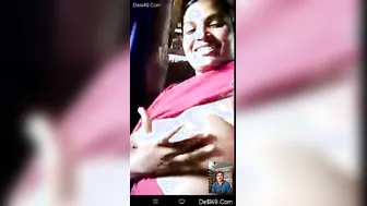 Tamil Babe Stripping And Showing Her Tits On Late Night Video Call