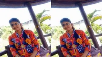 Cute Desi Babe Flashing Her Tits During Naughty Video Call Session