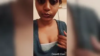 Desi GF Removing Top Revealing Her Amazing Boobs To Me