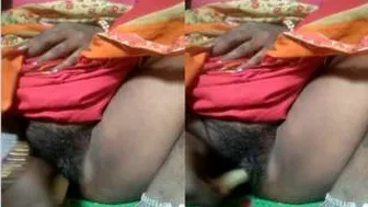 Married Bhabhi Pleasuring Herself With Veggies While Alone