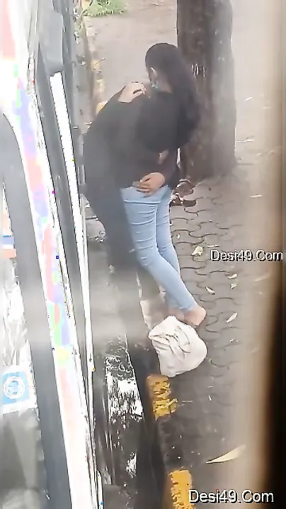 Desi Lovers Kissing And Making Out Outdoors On Quiet Roadside