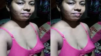 Bhabhi Getting Naughty Showing Off Her Body During Video Call