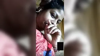 Bhabhi Getting Naughty Showing Off Her Body During Video Call