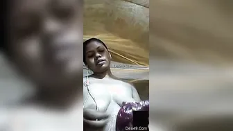 Horny Bhabhi Teasing With Big Boobs During Naughty Video Call