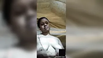 Horny Bhabhi Teasing With Big Boobs During Naughty Video Call