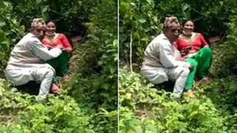 Mature Nepali Couple Fucking Raw Outside In Nature Getting Caught