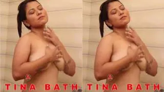 My GF Filming Herself Bathing Naked In The Bathroom