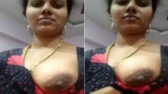 Tamil Wife Revealing Her Tits Just For Me In Bedroom Video