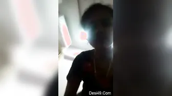 Tamil Wife Revealing Her Tits Just For Me In Bedroom Video