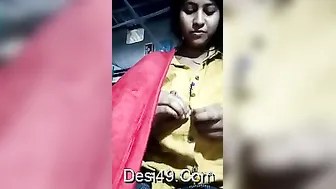 Cute GF Sending Me A Video Showing Off Her Big Natural Boobs