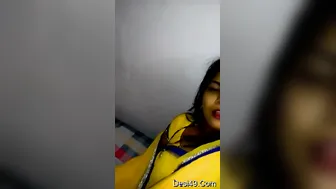 Married Bhabhi Spreading Her Legs Exposing Her Dripping Pussy