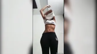 Cute Tamil Babe Exposing Her Perky Boobs And Shaved Pussy For Bf