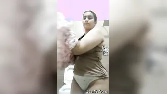 Desi Babe Filming Herself Fingering Wet Pussy On Bedroom Floor