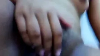 Stunning Desi Slut Posing Completely Nude In Homemade Sex Tape
