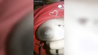 Desi College Girl Flashing Her Boobs And Tight Pussy On Webcam