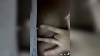 Desi Babe Getting Nude On Video Call Showing Everything To Lover