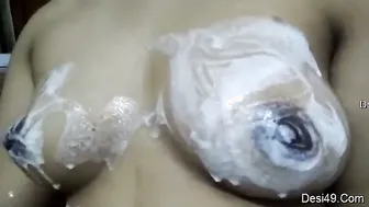 My Cute Desi GF Bathing Naked And Teasing On Video Call