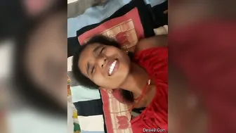 Horny Desi Babe Moaning And Touching Herself In Private Video
