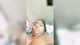 Married Bhabhi Proudly Displaying Her Massive Natural Boobs