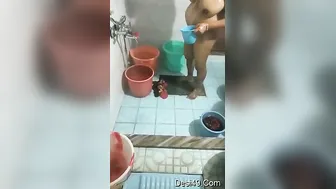 Busty Married Bhabhi Bathing Secretly Filmed By Hidden Camera Now