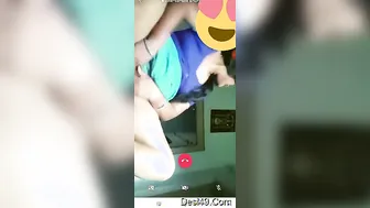 Married Bhabhi Stripping Naked On Video Call Showing Everything