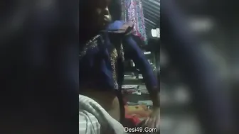 Amateur Desi GF Stripping And Revealing Her Naked Body