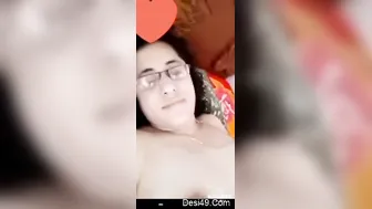 Mallu Bhabhi Spreading Legs Showing Pussy And Boobs For Me