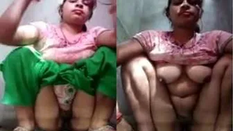 Bhabhi Recording Herself Naked Touching Her Body And Pussy