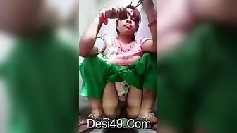 Bhabhi Recording Herself Naked Touching Her Body And Pussy