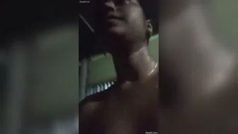 Village GF Showing Off Her Body To Boyfriend On Phone