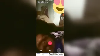 Bhabhi Strips Naked Spreading Pussy Showing Tits On Video Call