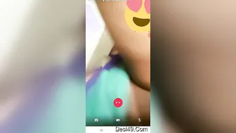 Bhabhi Strips Naked Spreading Pussy Showing Tits On Video Call