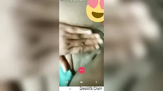 Bhabhi Strips Naked Spreading Pussy Showing Tits On Video Call