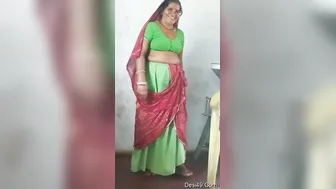 Village Bhabhi Spreading Pussy Lips For Secret Lover On Phone