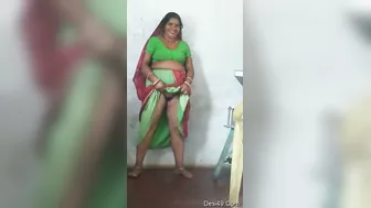 Village Bhabhi Spreading Pussy Lips For Secret Lover On Phone