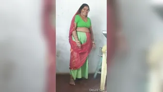 Village Bhabhi Spreading Pussy Lips For Secret Lover On Phone