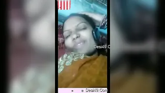 Bhabhi Seducing Lover Removing Saree Teasing Before Sex Session