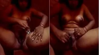 Married Bhabhi Shaving Her Pussy Clean Before Getting Fucked