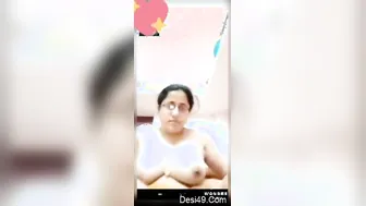 Sexy Mallu Wife Flashing Her Tits And Pussy For Her Husband