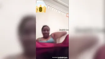 Horny Married Bhabhi Spreading Legs Showing Pussy For Me Today