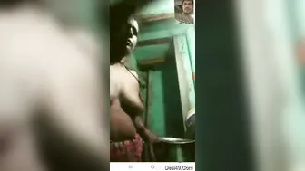 Telugu Bhabhi Showing Her Naked Body To Lover On Video Call