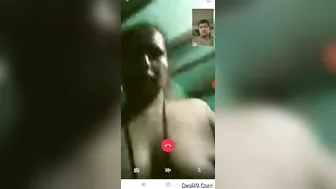 Telugu Bhabhi Showing Her Naked Body To Lover On Video Call