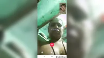 Telugu Bhabhi Showing Her Naked Body To Lover On Video Call