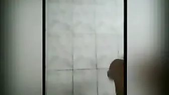 Desi GF Bathing Naked While Video Calling Me At Night