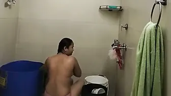 Beautiful GF Bathing Naked Revealing Her Dripping Curves