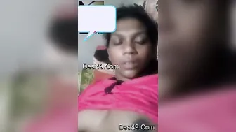 Tamil GF Exposing Both Her Perky Tits And Shaved Pussy